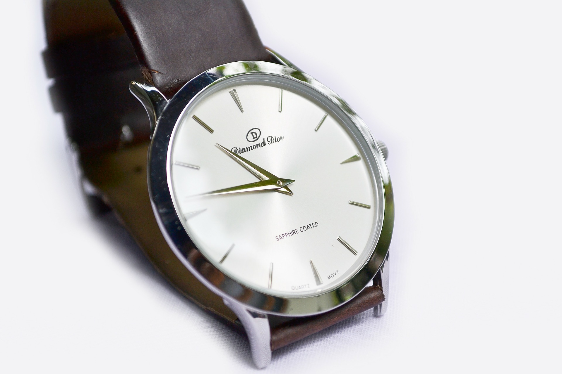 レザー製のベルトの時計はどう選ぶ？